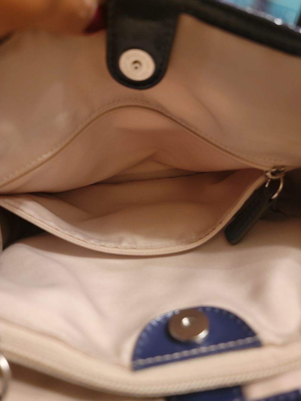 Coach Multicolor Signature Print Tote with Navy Trim/Dust Bag Included - Picture 8 of 10